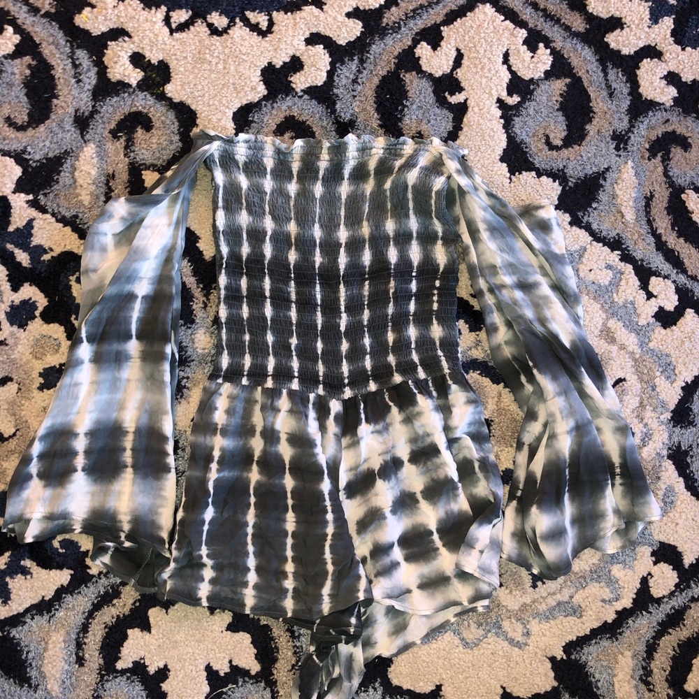 Cute romper barely worn!